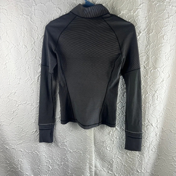 Lululemon Two-Tone Ribbed Running half Zip - Picture 6 of 8